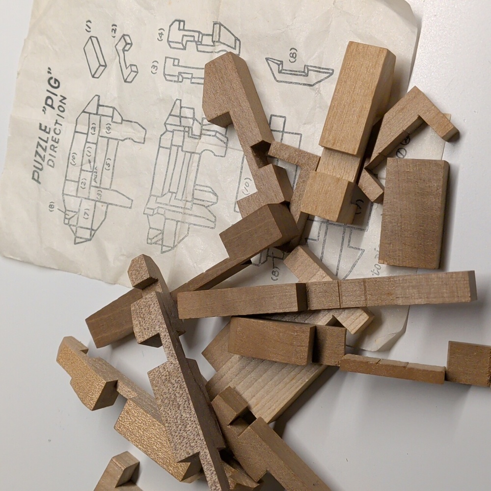 🗝️FREE  Wood Puzzle Pig - Picture 6 of 7